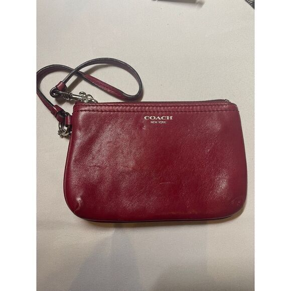 Coach red Leather Wristlet Clutch Purse with Detachable‎ Strap - Picture 1 of 5